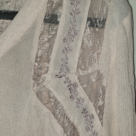 She + Sky Button Down Shirt - Picture 3 of 6